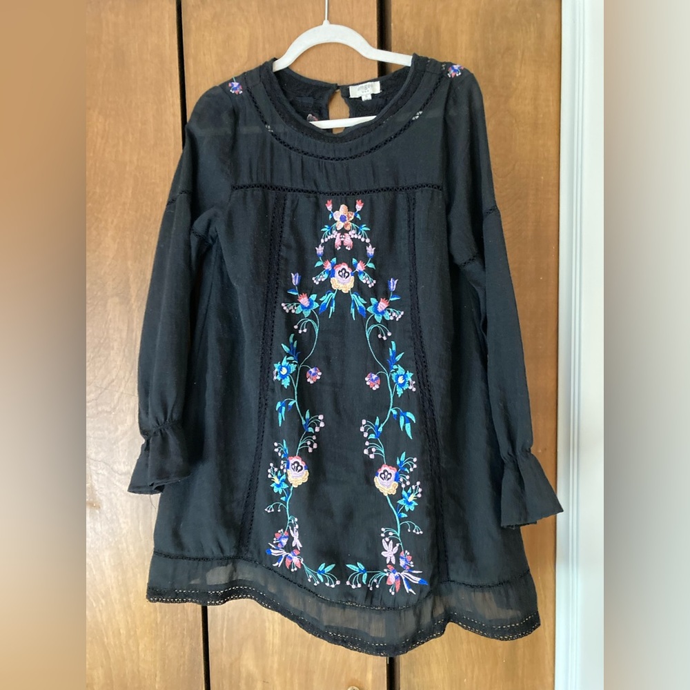 Umgee Embroidered Floral Tunic